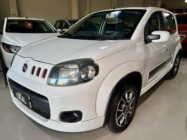 Carro Fiat Uno 2013 Sporting 1.4 8V (Flex) 4p