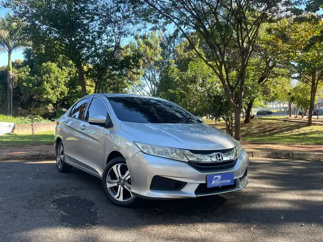 Carro Honda City 2015 LX 1.5 CVT (Flex)