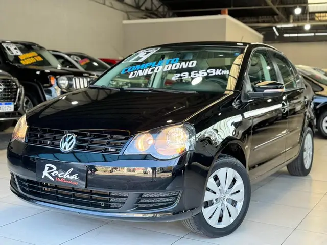 Carro Volkswagen Polo Sedan 2014 1.6 8V (Flex)