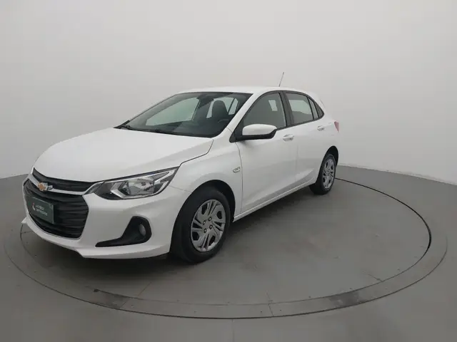Carro Chevrolet Onix Plus 2024 LT 1.0