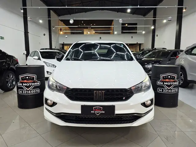 Carro Fiat Cronos 2023 Drive 1.3 (Flex) AT