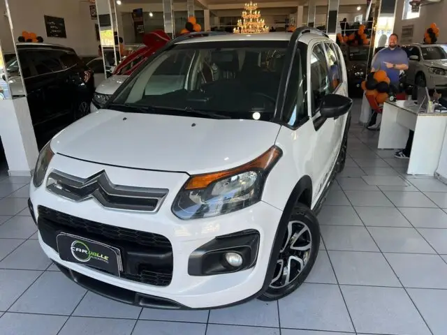 Carro Citroën Aircross 2015 Tendance BVA 1.6 16V (Flex) (Aut)
