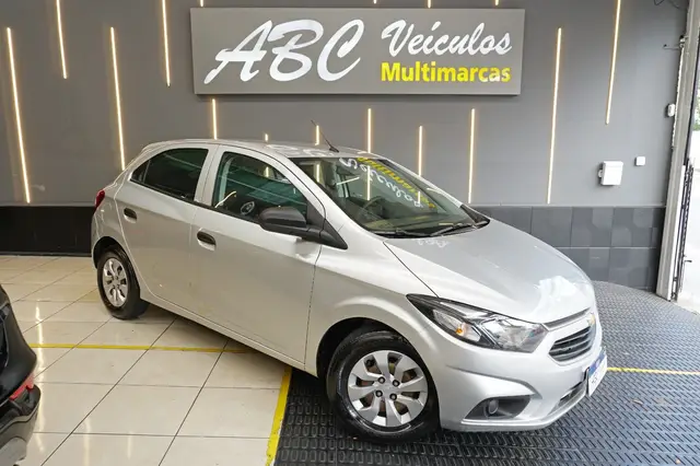 Carro Chevrolet Onix 2020 1.0 Joy SPE/4