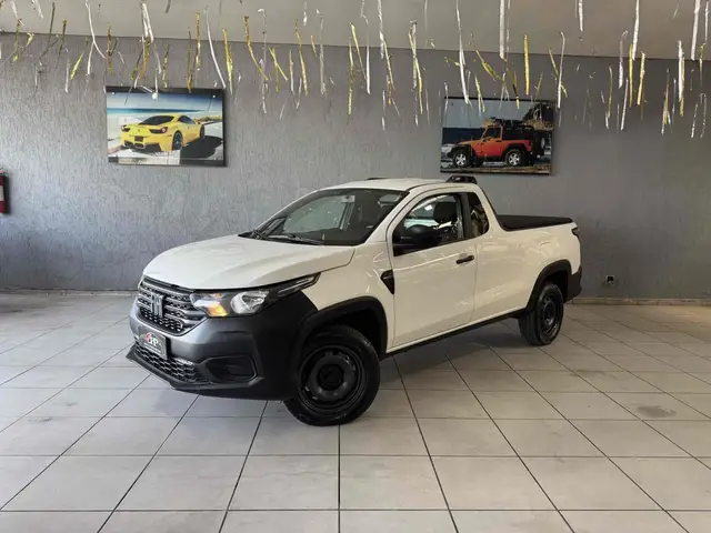 Carro Fiat Strada 2023 Endurance 1.4 Cabine Plus (Flex)