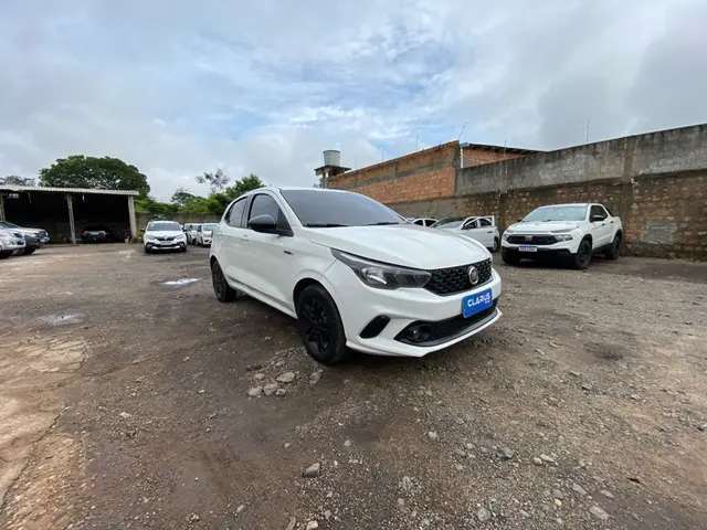 Carro Fiat Argo 2018 Drive 1.0 Firefly (Flex)