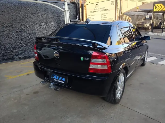 Carro Chevrolet Astra Hatch 2011 Advantage 2.0 (Flex)