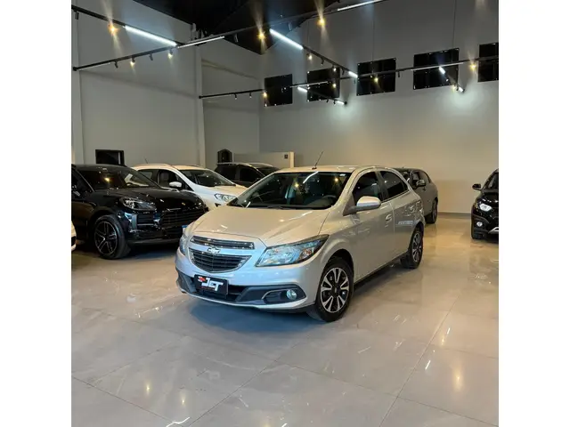 Carro Chevrolet Onix 2014 1.4 LTZ SPE/4