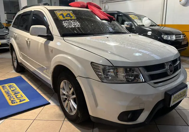 Carro Fiat Freemont 2014 2.4 16V Precision (Aut)