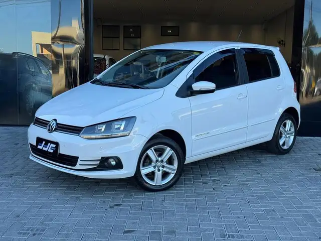 Carro Volkswagen Fox 2017 1.6 MSI Comfortline (Flex)