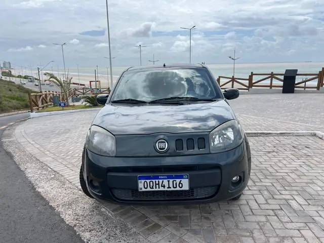 Carro Fiat Uno 2014 Vivace College 1.0 8V (Flex) 4p