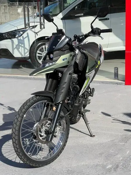Moto Yamaha XTZ 250 Lander 2025 Connected