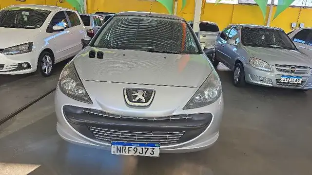 Carro Peugeot 207 2011 Hatch XR 1.4 8V (flex) 2p