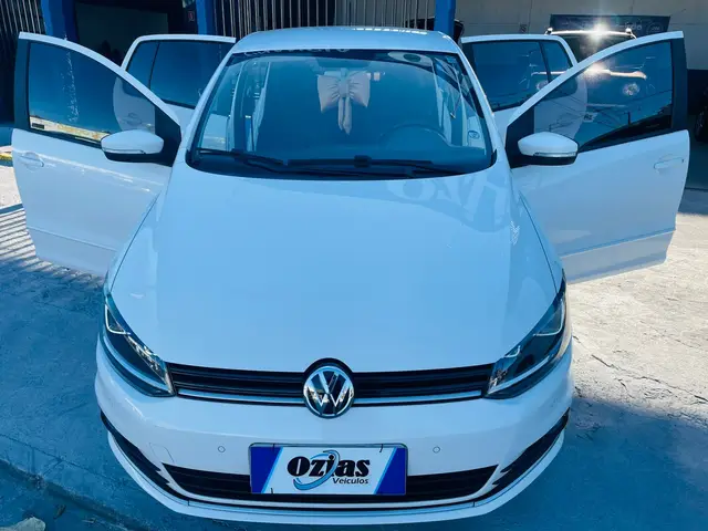 Carro Volkswagen Fox 2016 1.6 MSI Comfortline (Flex)