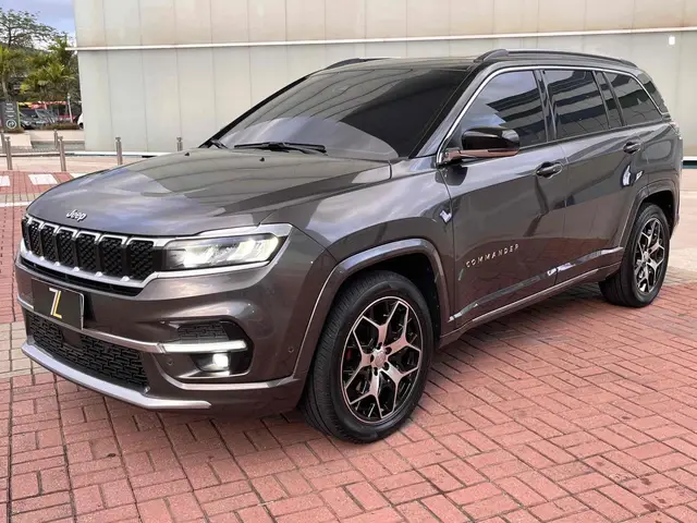 Carro Jeep Commander 2022 Overland T270 Flex (Aut)