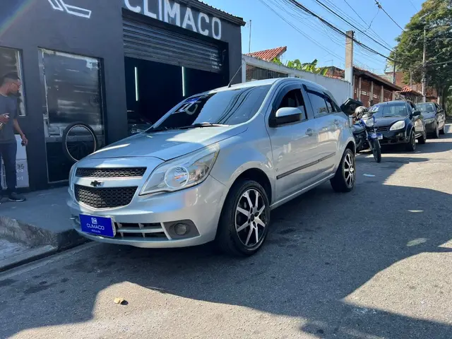 Carro Chevrolet Agile 2011 LTZ 1.4 8V (Flex)