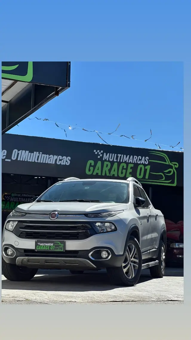 Carro Fiat Toro 2018 Volcano 2.0 diesel AT9 4x4