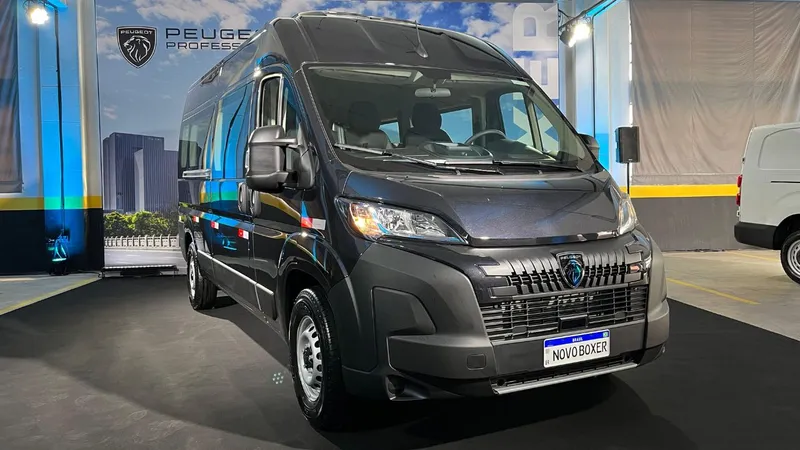 Peugeot Boxer 2026 foca em preço para assustar Sprinter, Transit e Master 