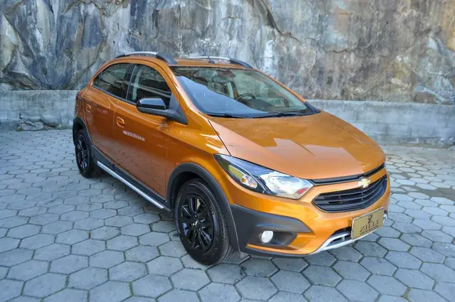 Carro Chevrolet Onix 2019 1.4 Activ SPE/4
