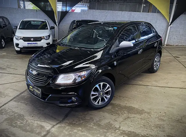 Carro Chevrolet Onix 2015 1.0 Seleção SPE/4