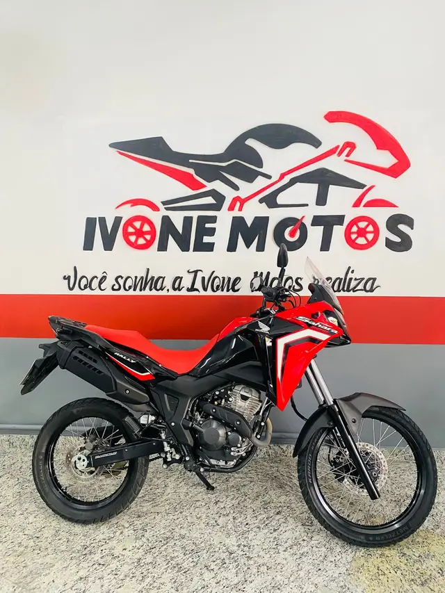 Moto Honda XRE Sahara 300 2025 Rally