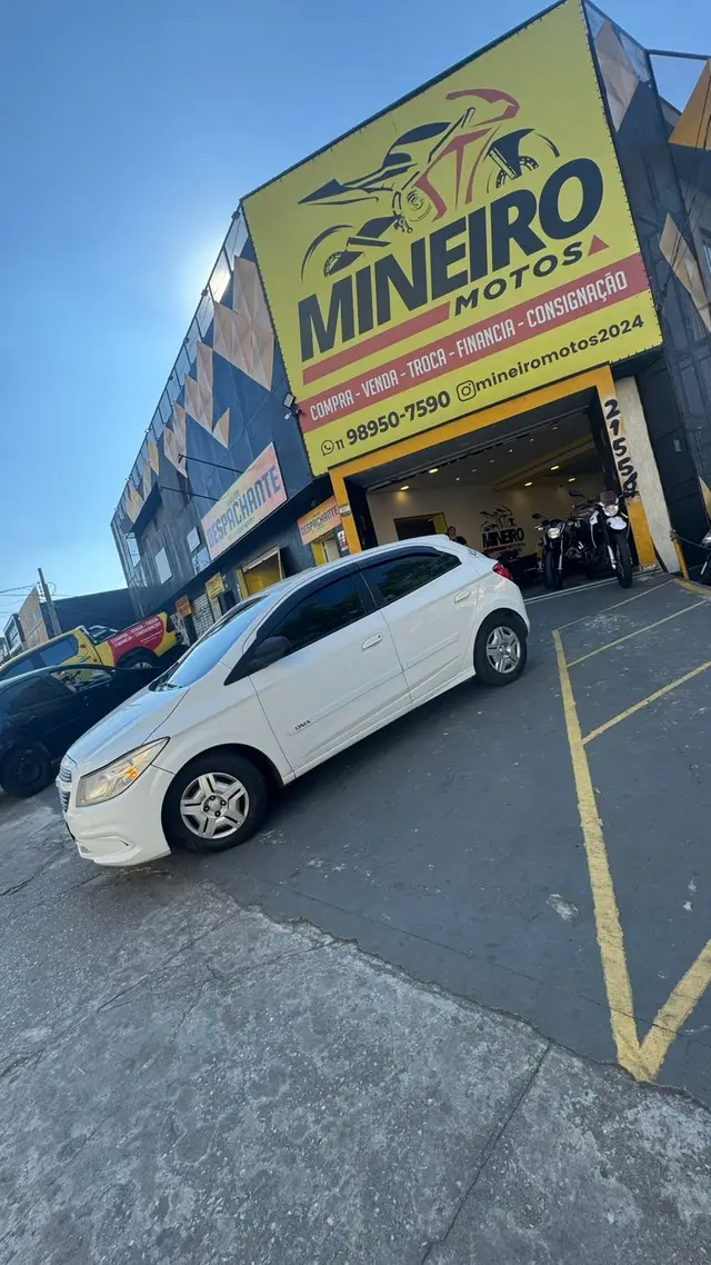 Carro Chevrolet Onix 2017 1.0 Joy SPE/4