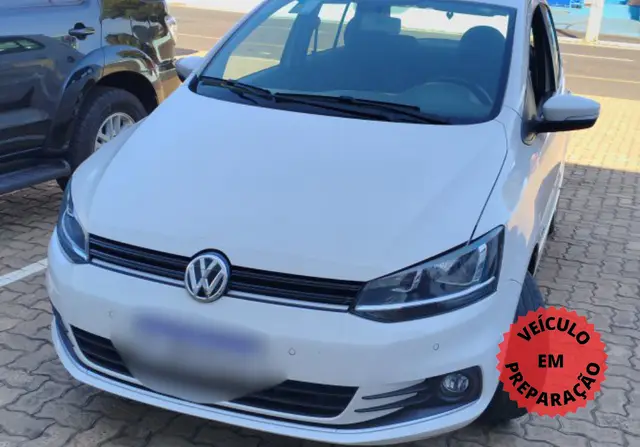 Carro Volkswagen Fox 2017 1.6 MSI Comfortline (Flex)