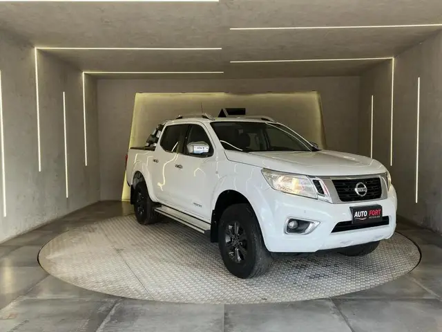 Carro Nissan Frontier 2018 2.3 TD CD SE 4x4 (Aut)