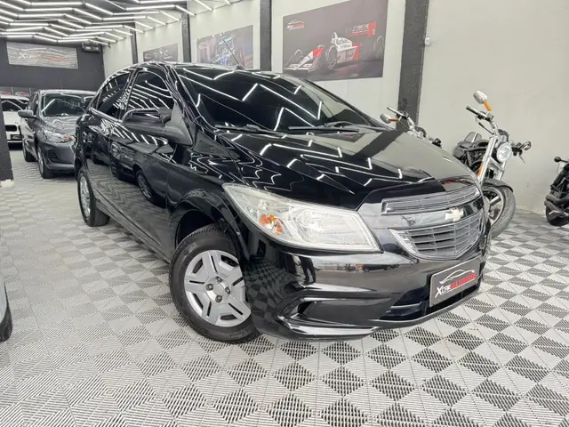 Carro Chevrolet Onix 2015 1.0 LT SPE/4
