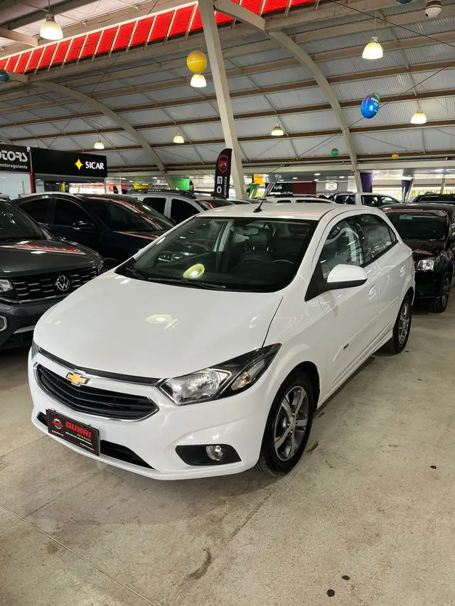 Carro Chevrolet Onix 2019 1.4 LTZ SPE/4