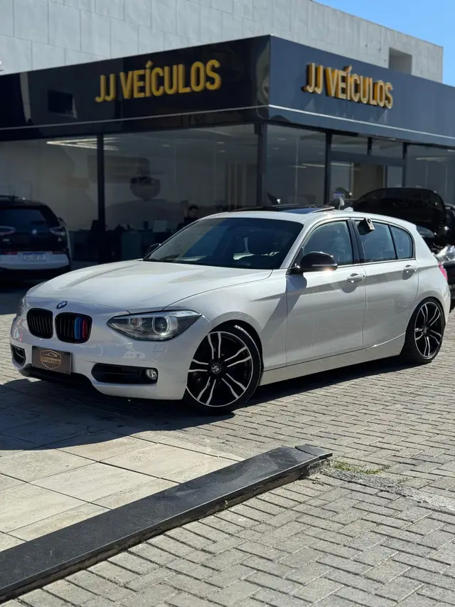 Carro BMW 118i 2015 118i 1.6 Sport