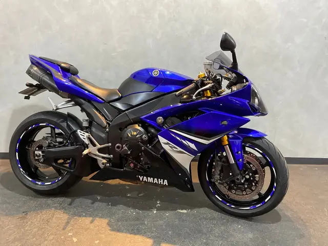 Moto Yamaha YZF R1 2008 (Repl.Fiat)