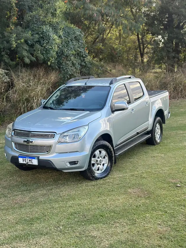 Carro Chevrolet S10 Cabine Dupla 2013 S10 2.8 CTDI LT 4WD (Cabine Dupla)