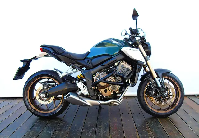 Moto Honda CB 650R 2023 (ABS)