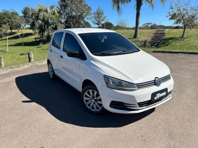 Carro Volkswagen Fox 2015 Trendline 1.0 TEC (Flex)