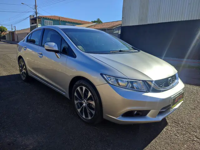 Carro Honda Civic 2016 LXR 2.0 i-VTEC (Aut) (Flex)