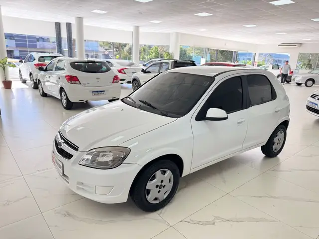 Carro Chevrolet Celta 2014 LT 1.0 (Flex)