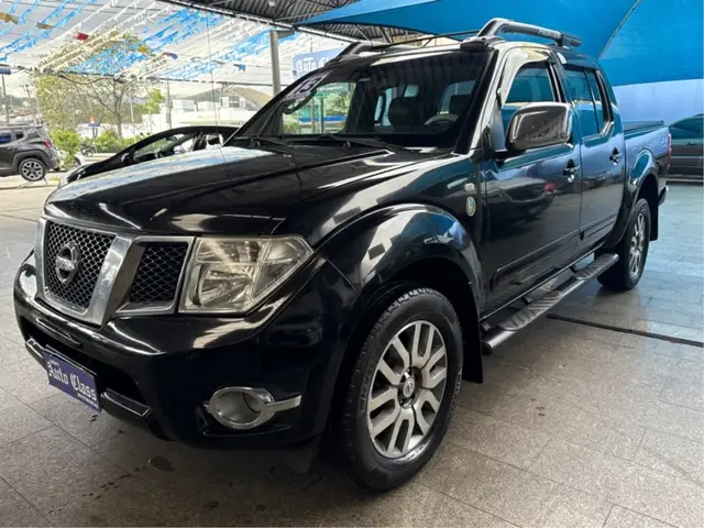 Carro Nissan Frontier 2013 SL 2.5 TD CD 4x4 (aut)