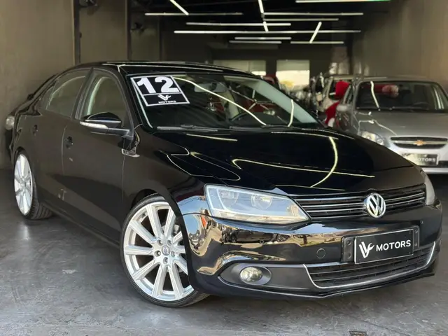 Carro Volkswagen Jetta 2012 2.0 Comfortline Tiptronic (Flex)