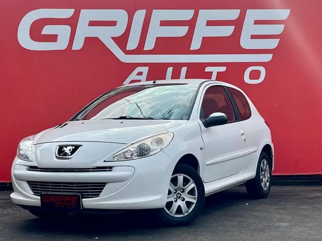 Carro Peugeot 207 2013 Hatch XR 1.4 8V (flex) 2p