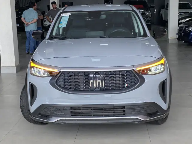 Carro Fiat Fastback 2025 Audace T200 Hybrid