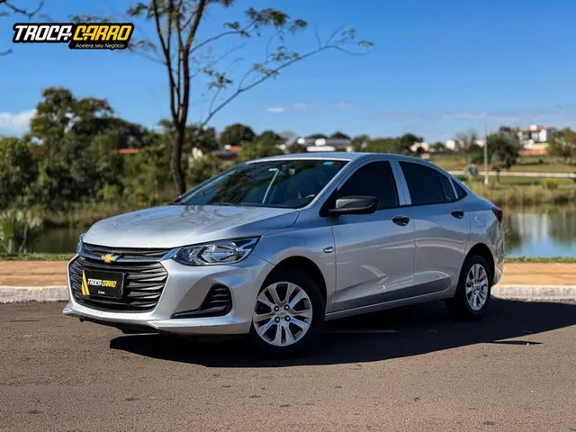 Carro Chevrolet Onix Plus 2023 1.0 Turbo (Aut.)