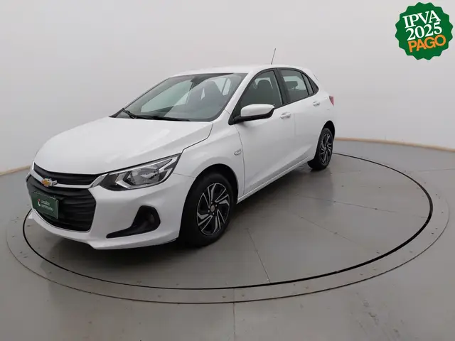 Carro Chevrolet Onix Plus 2024 LT 1.0