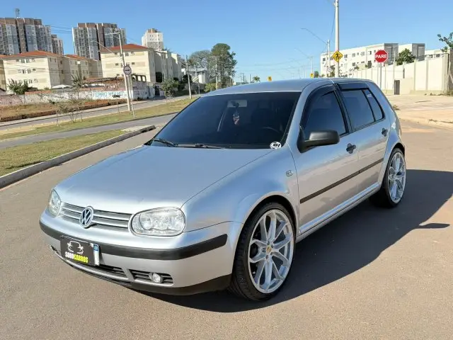 Carro Volkswagen Golf 2002 1.6 MI