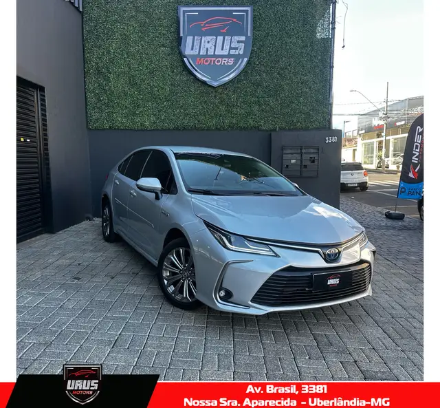 Carro Toyota Corolla 2021 Altis Premium Hybrid 1.8