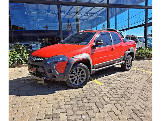 Carro Fiat Strada 2019 Adventure 1.8 16V (Flex) (Cabine Dupla)