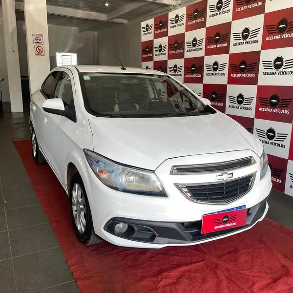 Carro Chevrolet Prisma 2014 1.4 LT SPE/4