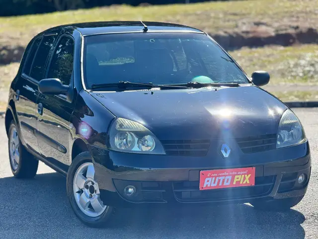 Carro Renault Clio 2011 Hi-Flex 1.0 16V 3p