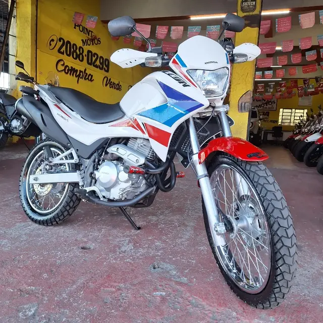 Moto Honda NX 4 Falcon 2015 400i