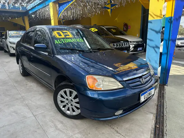 Carro Honda Civic 2003 Sedan LX 1.7 16V
