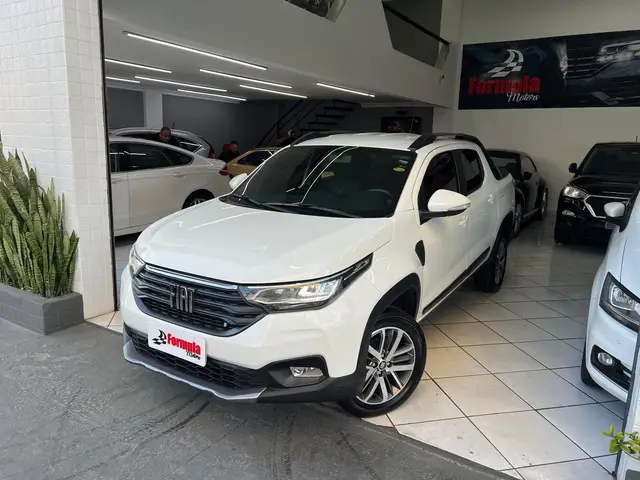 Carro Fiat Strada 2022 Volcano 1.3 CD (Flex)